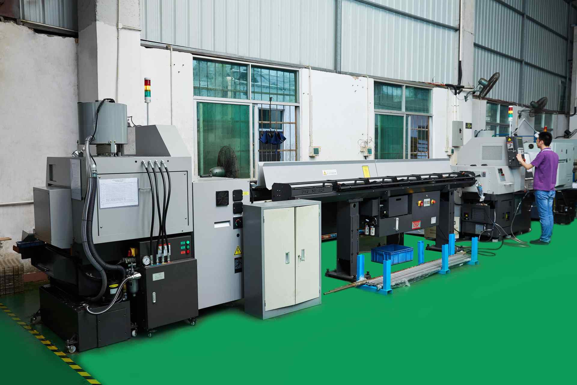 Precision CNC Tunring Center Workshop of Custom CNC Machining